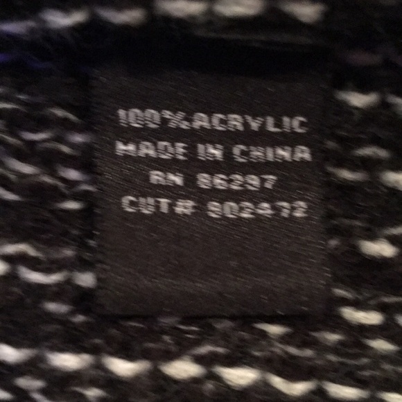 ❤️3/$25❤️ BCBG | EUC Shawl Collar Cardigan M - Picture 6 of 8